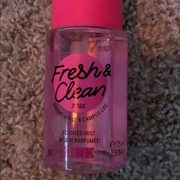 Makeup bundle - Picture 3 of 6